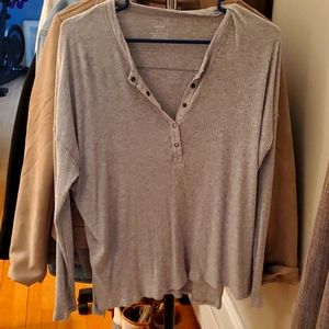 Womens pullover Henley